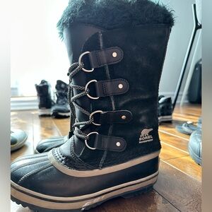Kids Sorel boots